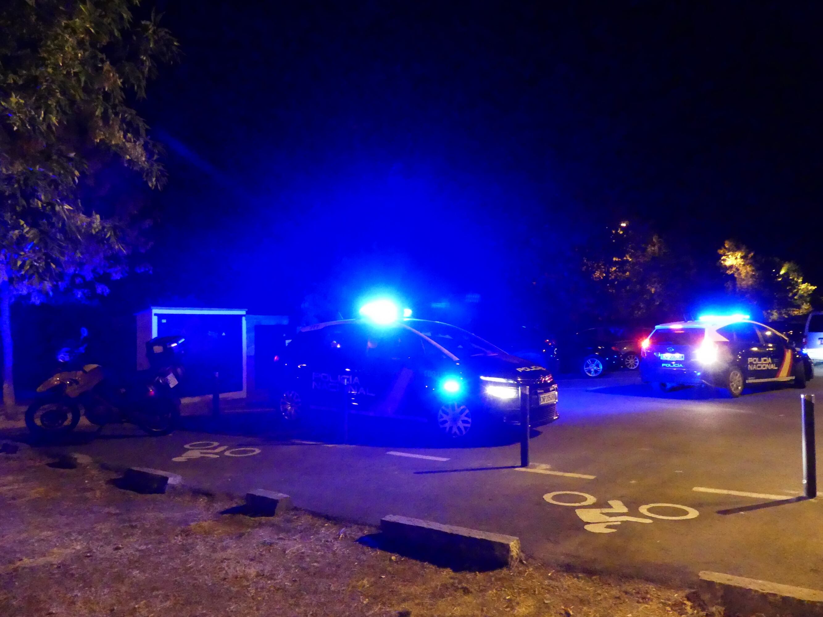 Operativo de refuerzo policial durante las celebraciones navideñas en las zonas de ambiente nocturno en coordinación con los Cuerpos de Policía Local de ambas ciudades