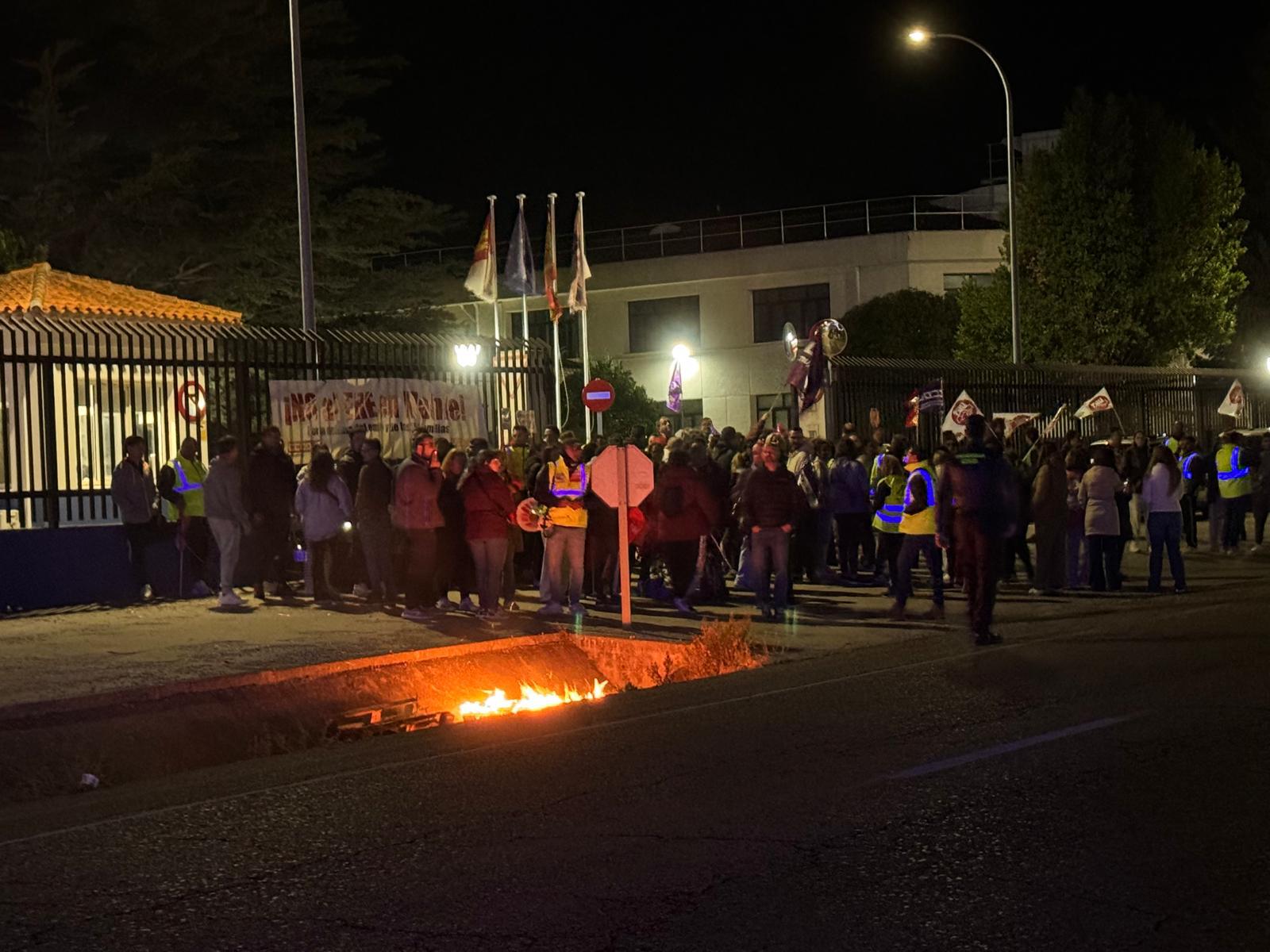 Trabajadores de Mahle en Motilla del Palancar en la primera jornada de huelga el pasado jueves