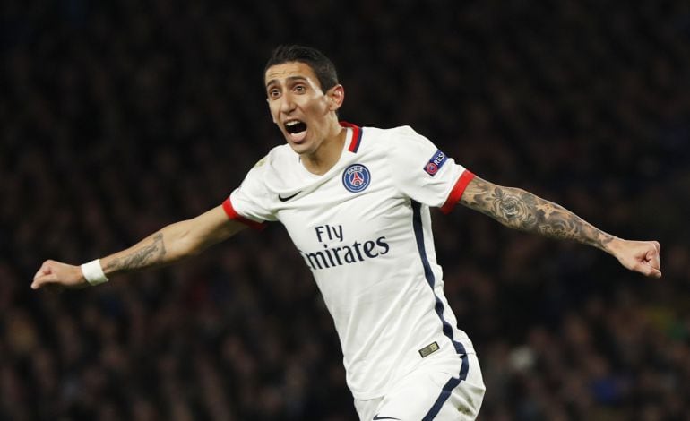 Di María celebra el primer gol del P.S.G. ante el Chelsea anoche en Londres 