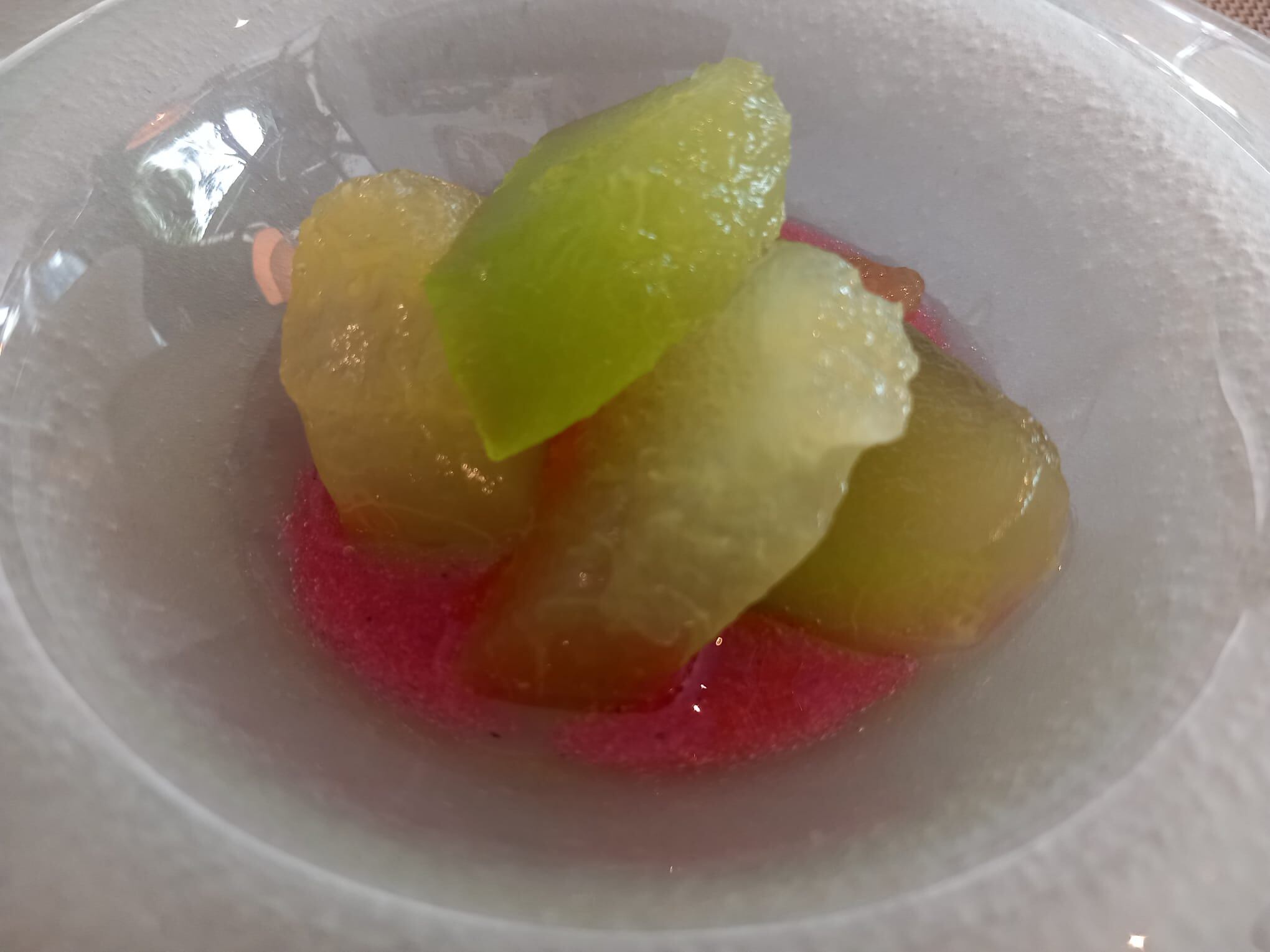 Melón osmotizado con remolacha