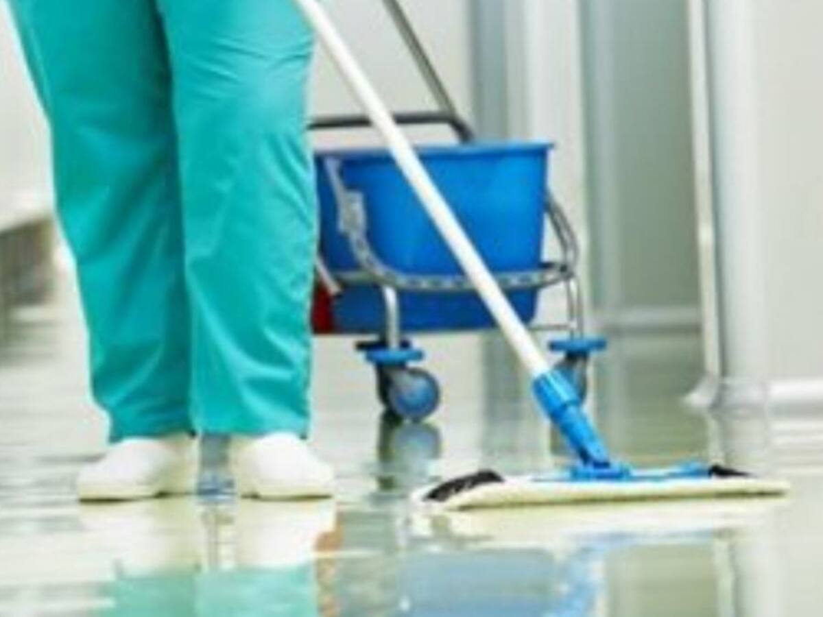 Los trabajadores de limpieza del Ayuntamiento de Murcia anuncian movilizaciones