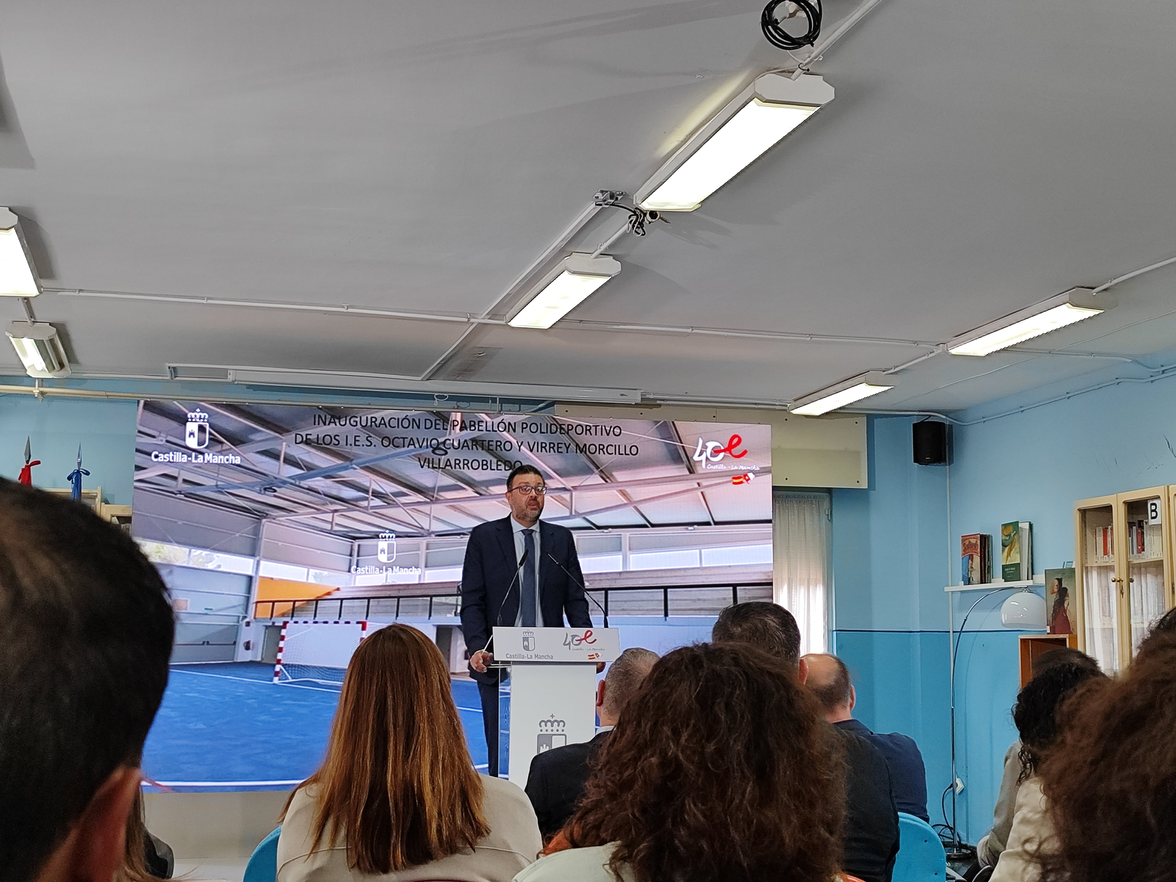 Amador Pastor en la inauguración del pabellón de los institutos Octavio Cuartero y Virrey Morcillo