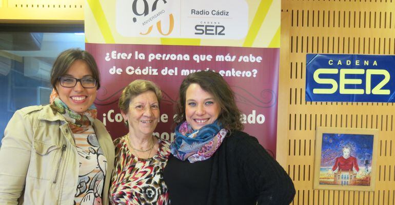 Marisé Benítez, Luci Vera y María Sánchez durante el Doctorado Honoris Cádiz