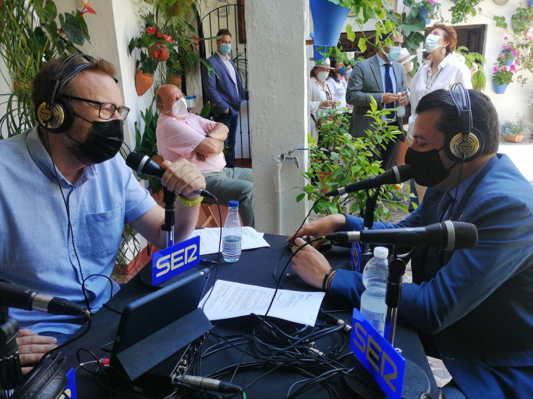 José María Bellido participa en el especial Hoy por Hoy Córdoba desde el patio de San Basilio 44