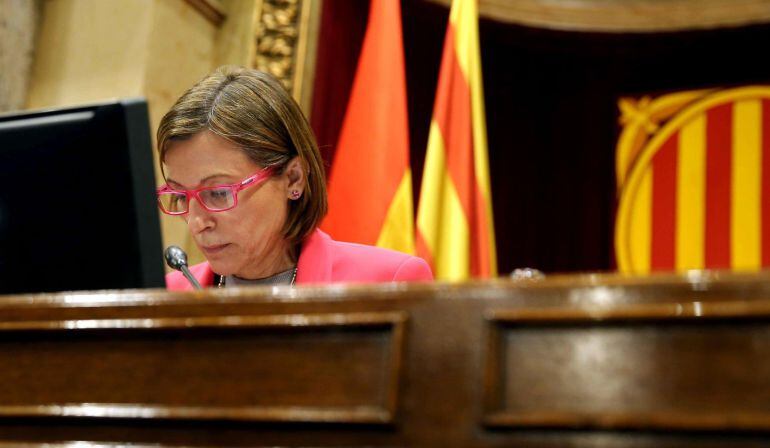 La presidenta del Parlament, Carme Forcadell, hoy durante la sesión en el pleno del Parlament