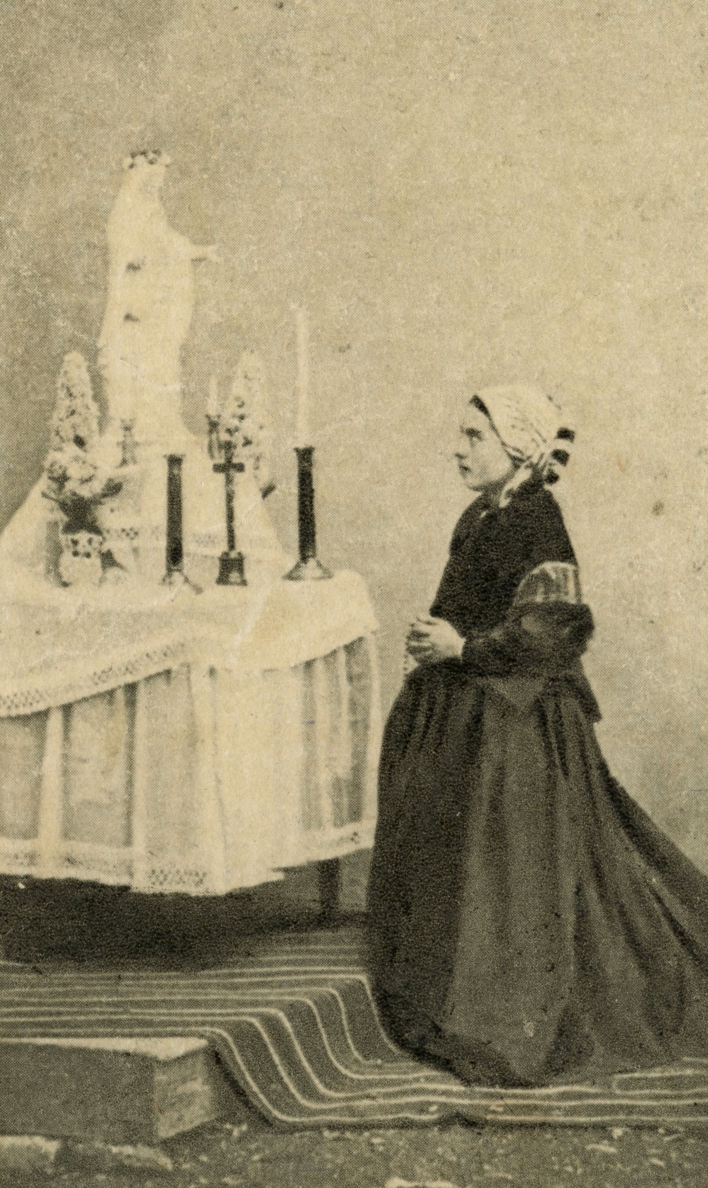 Saint Bernadette Soubirous (1844-1879). Photograph from 1864. Paris, Fondation Napoleon.