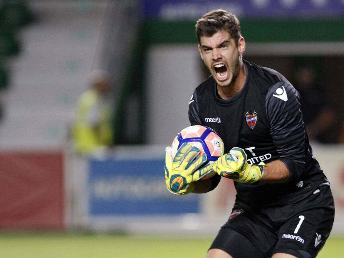 Raúl Fernández : "Son sólo tres puntos, no hemos ganado nada más"