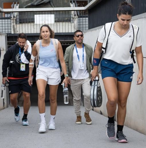 Gemma Triay va poder entrenar aquest dimecres amb normalitat a les pistes de Roland Garros a París.