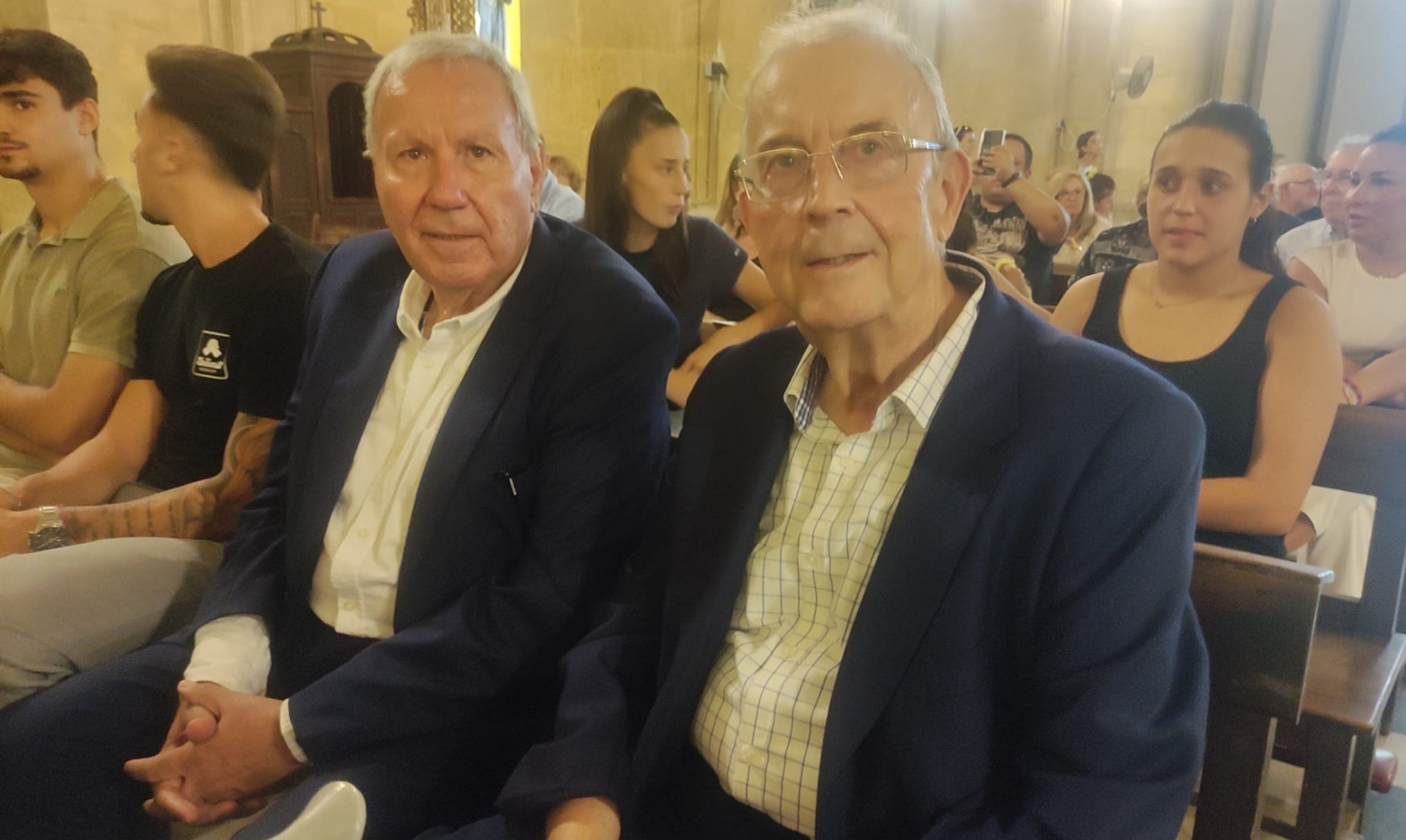 Guillermo Blanes con su inseparable amigo del alma, Manolo García.