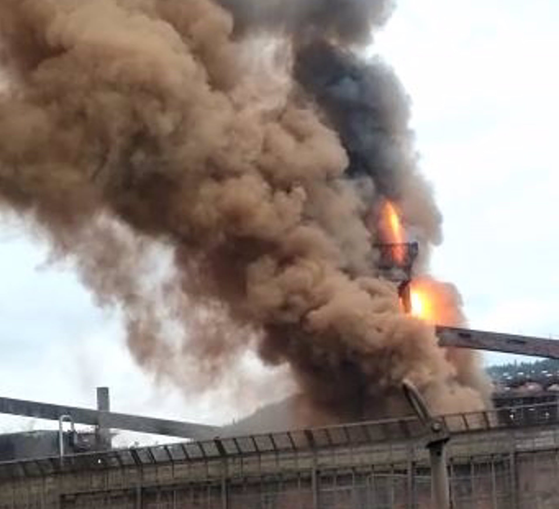 Incendio en el horno alto A de Arcelor.