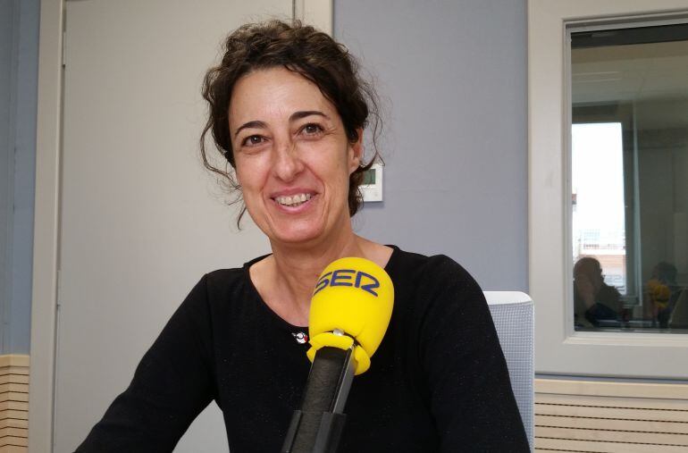 Lorea Bilbao, diputada foral de Euskera y Cultura en los estudios de Radio Bilbao