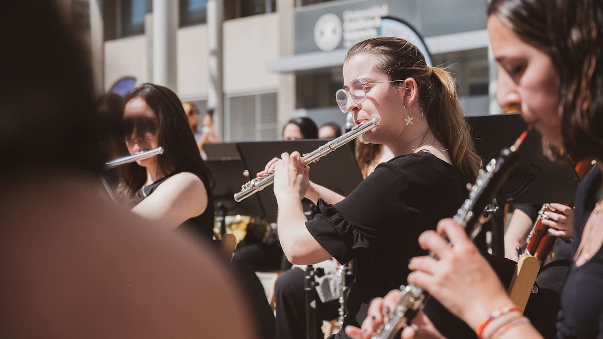 Este domingo la Banda Simfónica de Mujeres de la FSMCV actuará en el Teatre Serrano para conmemorar el 8M