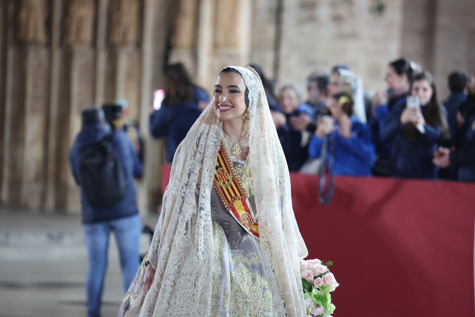 Carmen Prades Fallera Mayor de València en la Ofrenda