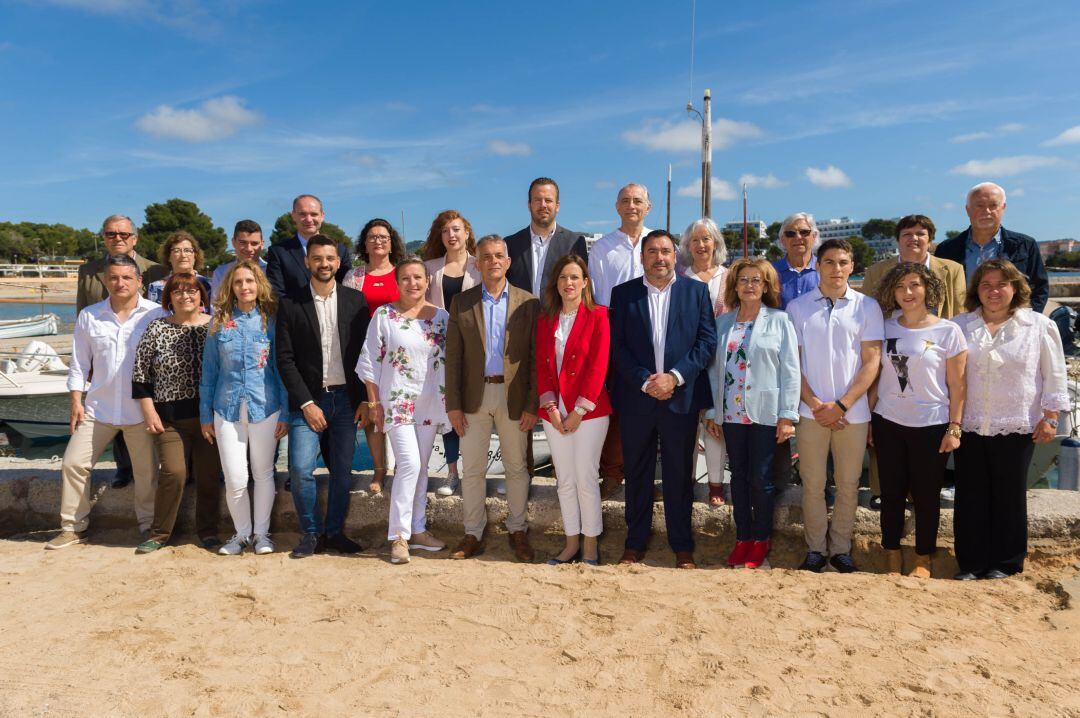 Los integrantes de la lista socialista al Ayuntamiento de Ibiza