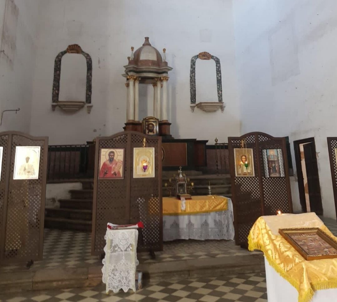 El templo católico de San Bartolomé, en el Albaicín granadino, ha comenzado a ser sede de la parroquia ortodoxa rusa de Granada