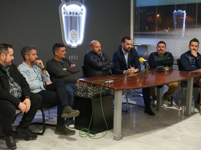 La directiva del Eldense, pendiente de la reunión con el los gobernantes de Elda