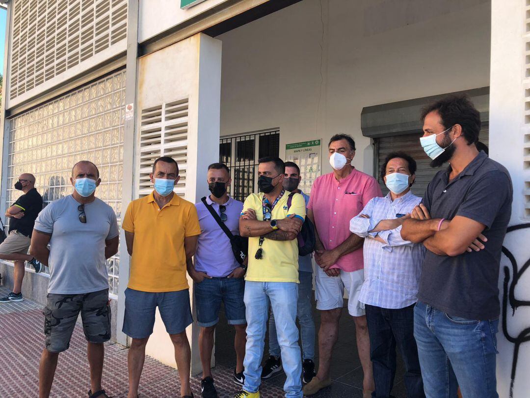 Denuncia de Conductores y Taxistas en la Estación de Autobuses de Tarifa´.