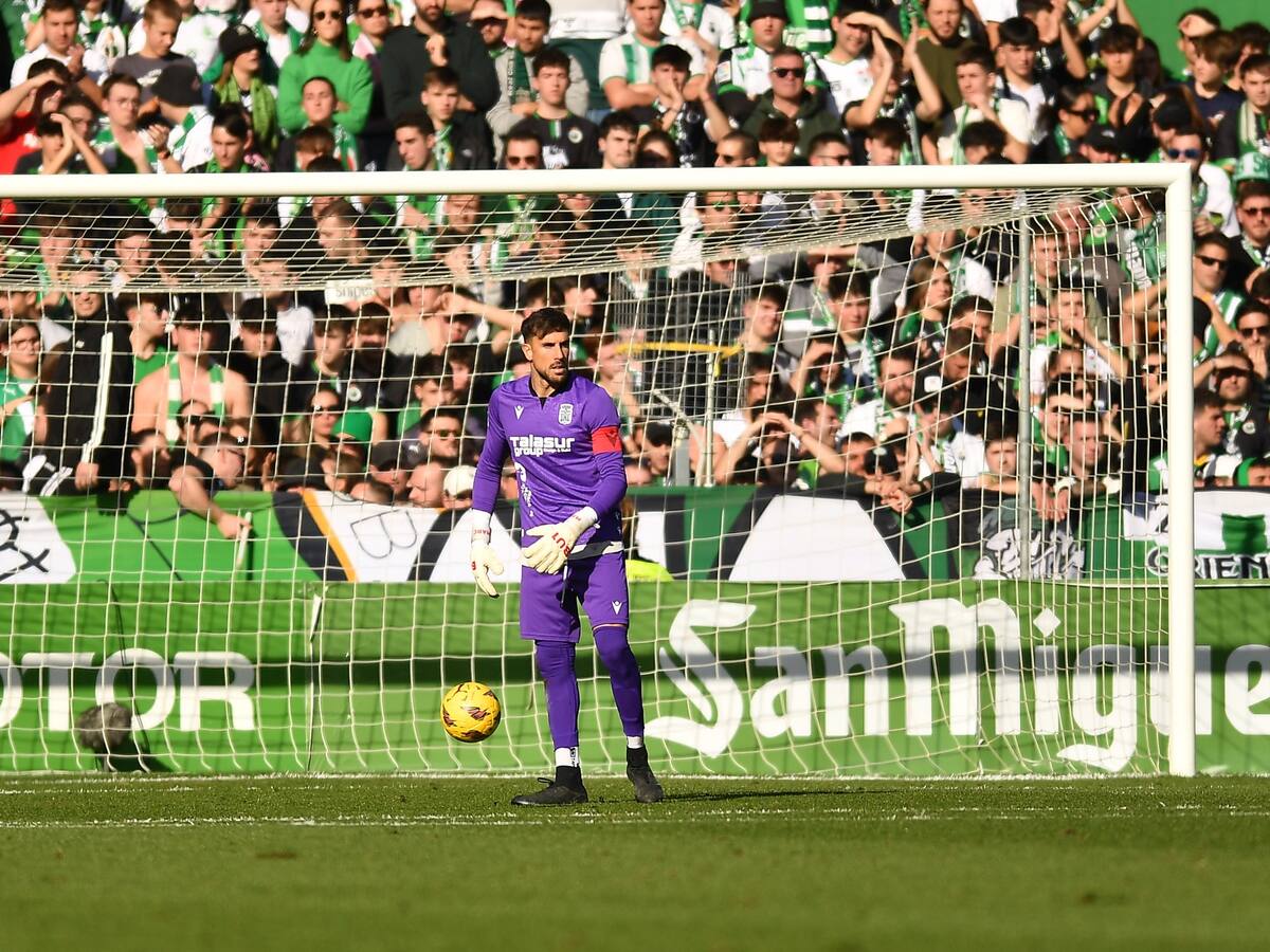 Marc Martínez recibe una oferta del Granada y saldrá del Efesé