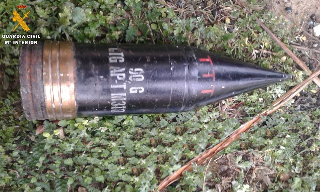 Uno de los proyectiles hallados