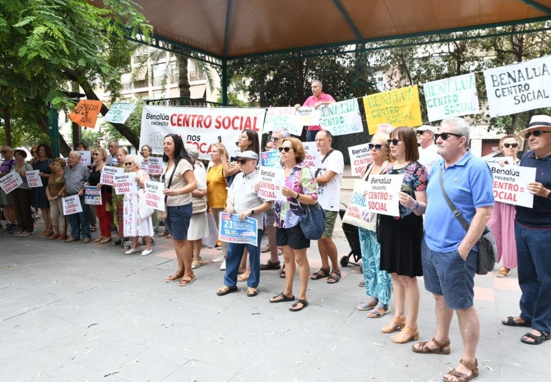 Imagen de archivo de una de las concentraciones en la Plaza Navarro Rodrigo