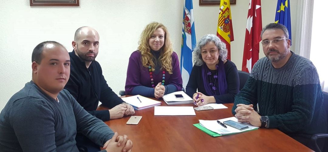 El Ejecutivo local apoya las reivindicaciones de los trabajadores de basuras