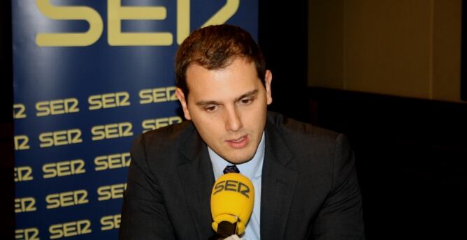 Albert Rivera als estudis de Ràdio Barcelona