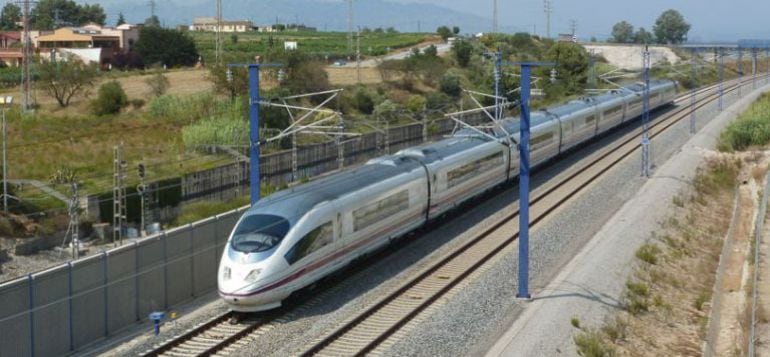 Diuen els Mossos que l'absència de vials paral·lels dificulta la protecció del coure de les vies de l'AVE.