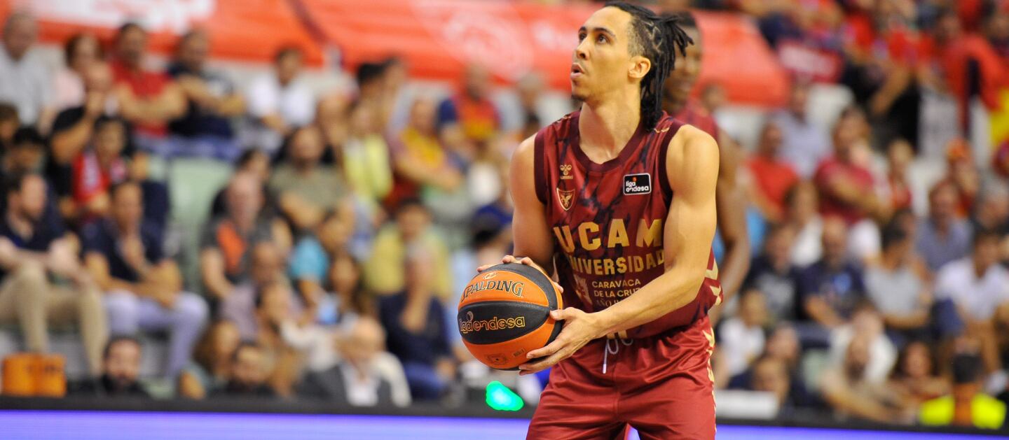 Travis Trice desde la línea de tiro libre