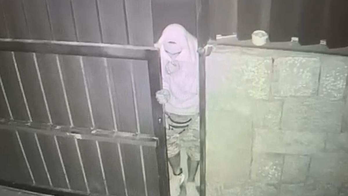 Inma González, portavoz de la Guardia Civil: "Los ladrones habían robado previamente las llaves del local"