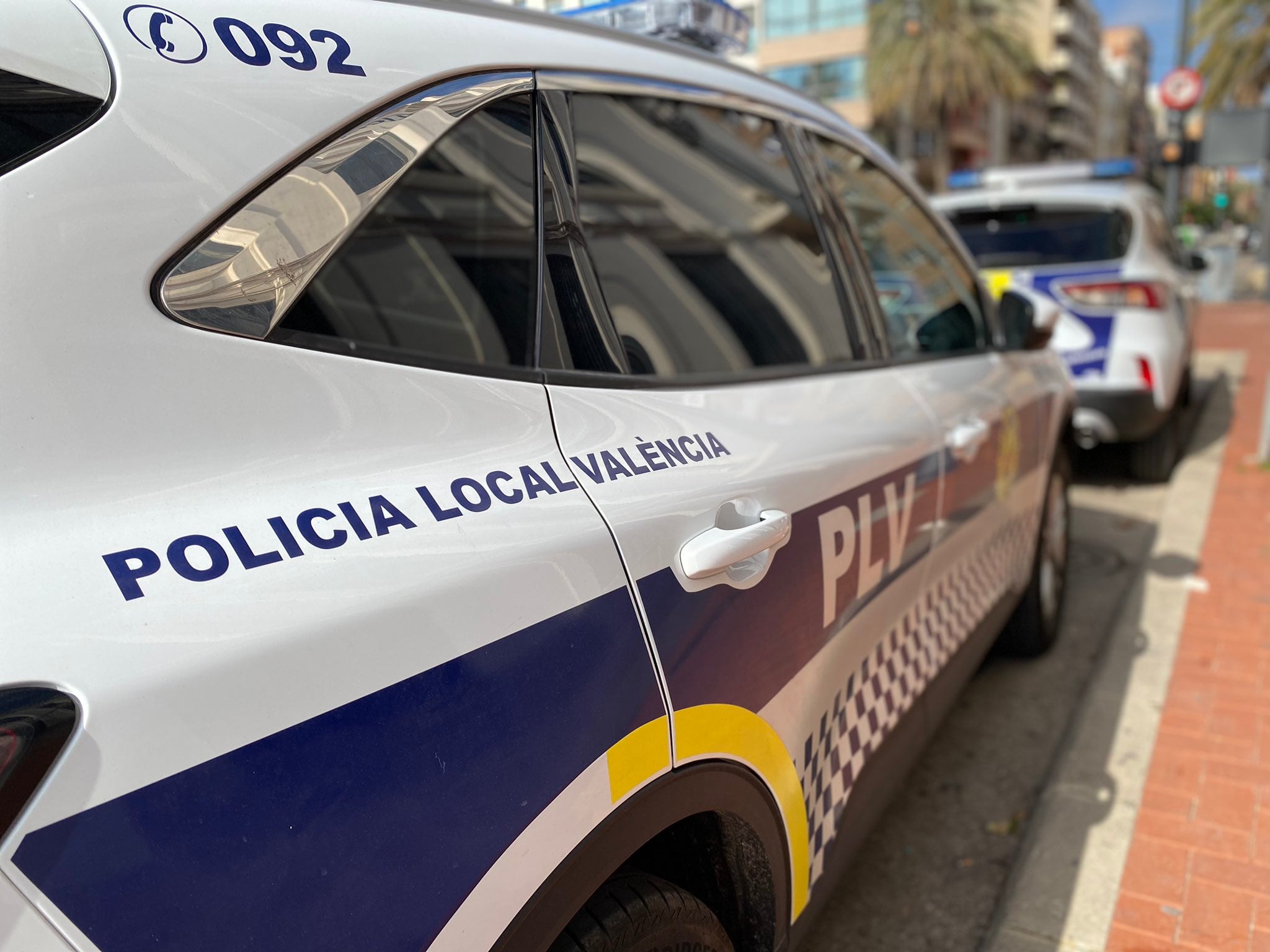 Vehículo de la Policía Local de València (archivo)