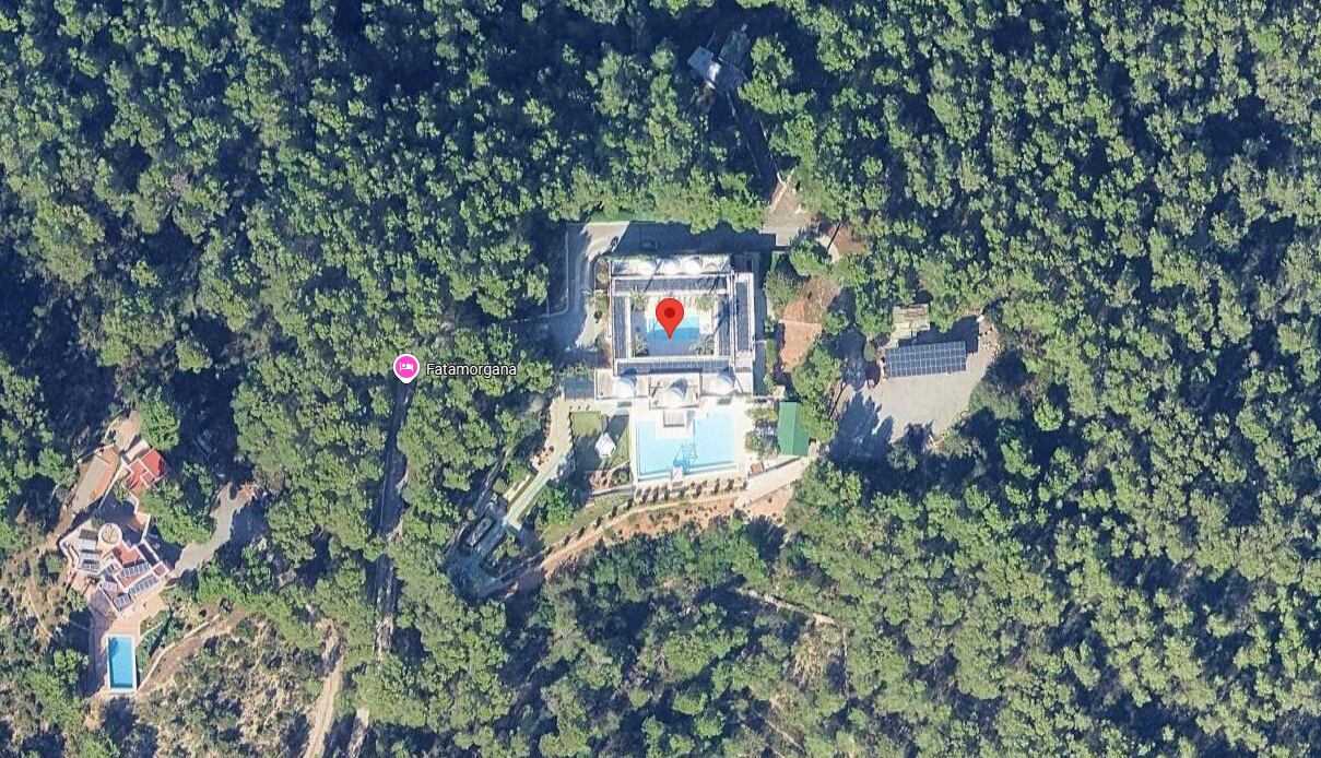 Imagen de la mansión