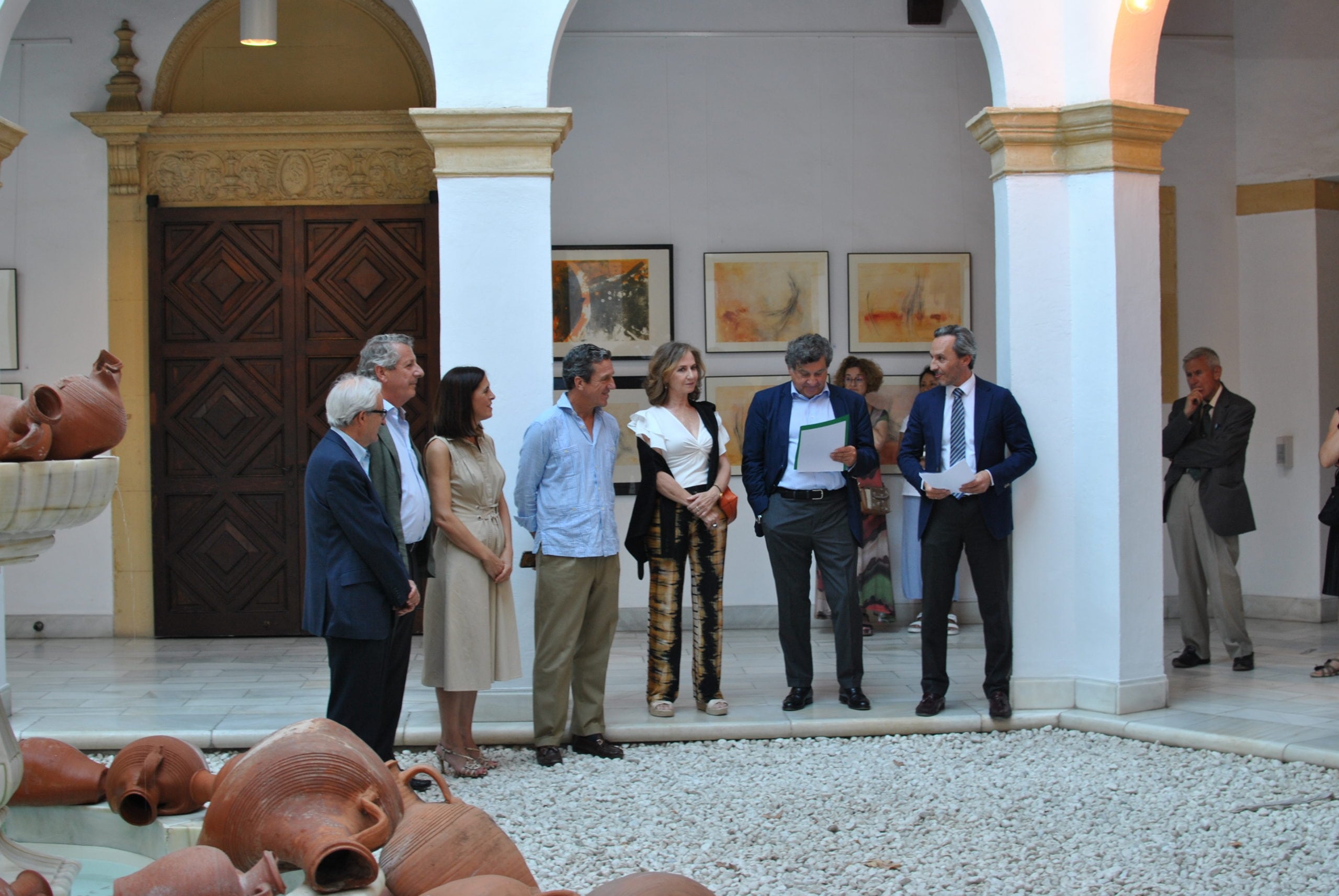 Inauguración de la Exposición Solidaria en la Fundación Valentín de Madariaga