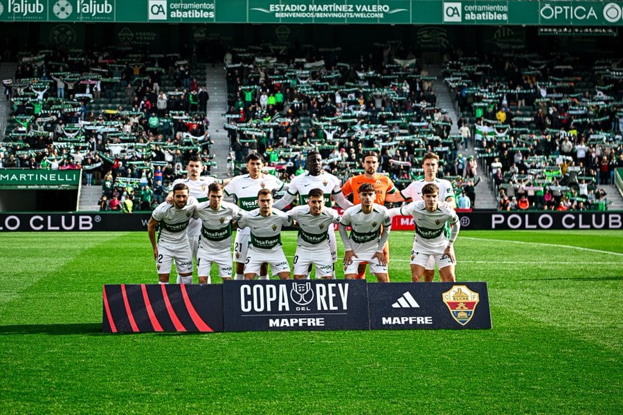 Equipo titular del Elche que eliminó a la UD Las Palmas en la anterior eliminatoria