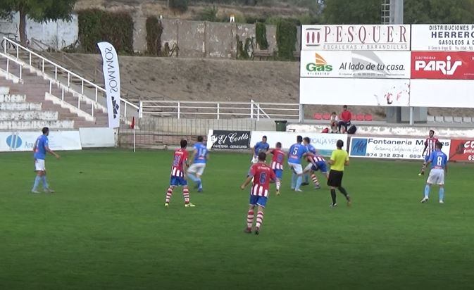 Barbastro y Binéfar se veían las este domingo en el Municipal /Archivo