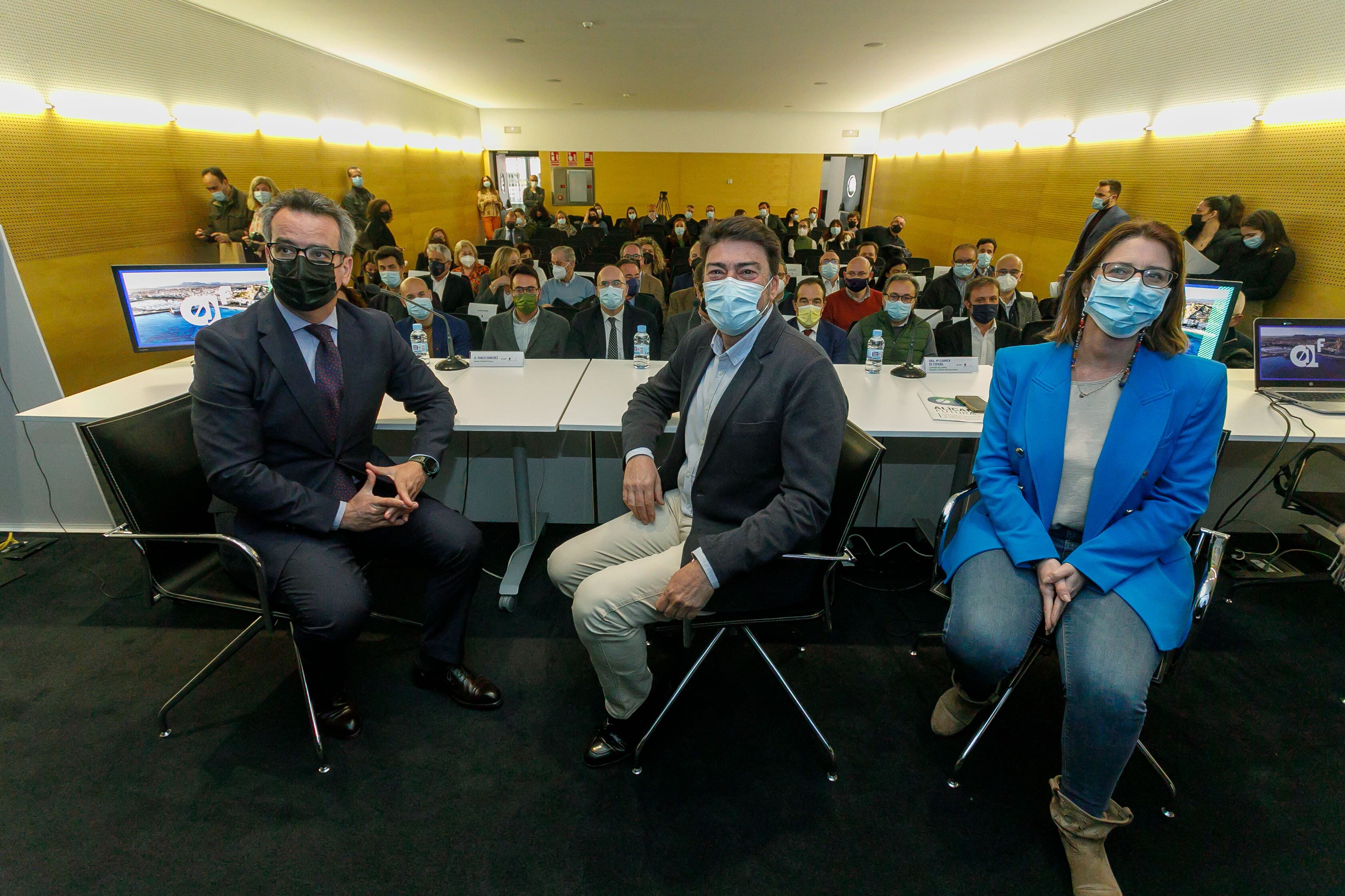 Sánchez, Barcala y De España en un momento de la presentación