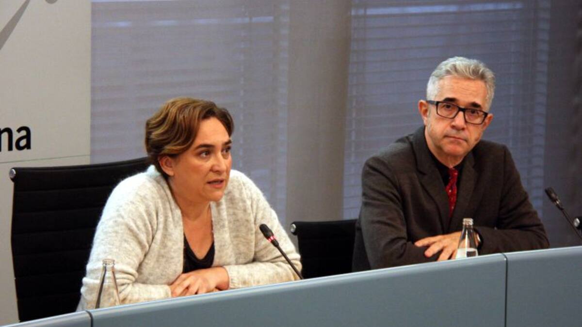 Famílies vivint en 15 metres quadrats