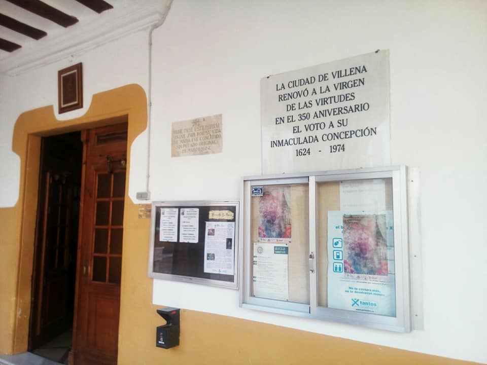 Exterior de la Iglesia del Santuario de las Virtudes