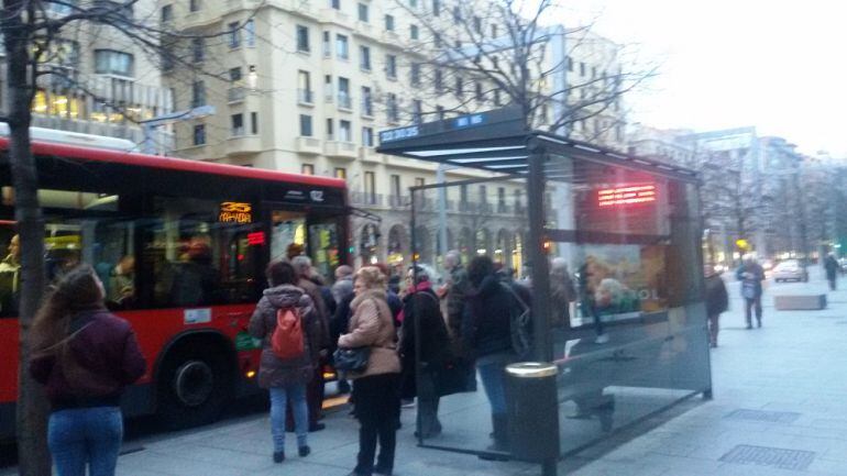 Paralizada la negociacilón entre empresa y  trabajadores de AUZSA