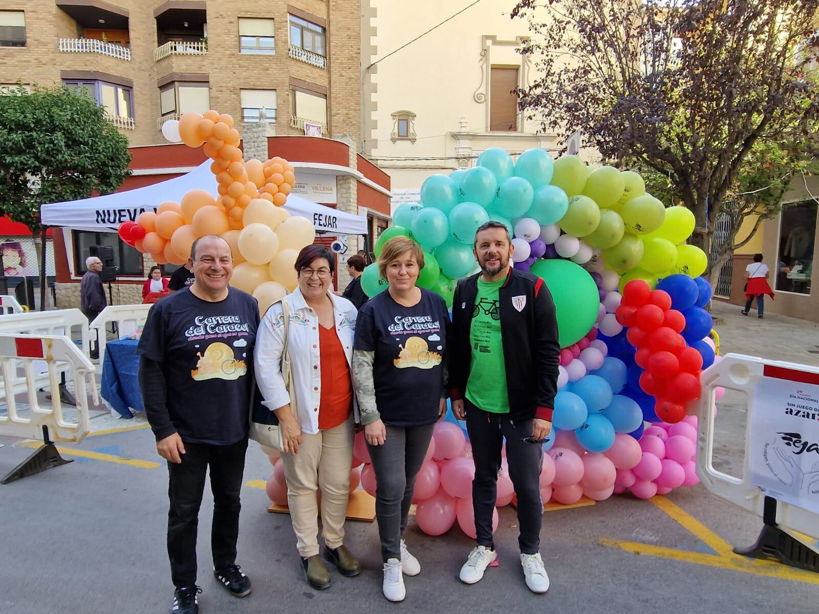 Autoridades en el paseo por la Corredera