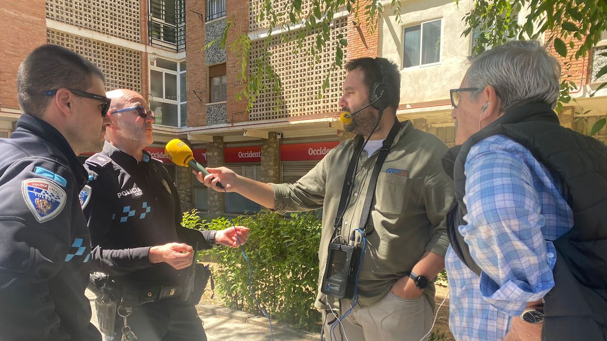 Multas de hasta 1.500 euros por no recoger las cacas de los perros: los policías de paisano te vigilan en Toledo