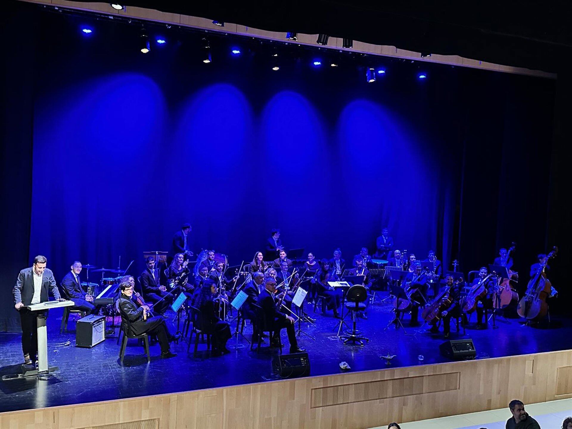 El auditorio Edgar Neville de Diputación acoge este miércoles y jueves varios pases con la Orquesta Sinfónica de Andalucía con su repertorio de temas de Disney, así como otras dos zambombás flamencas de la mano de Encarni Navarro el próximo viernes