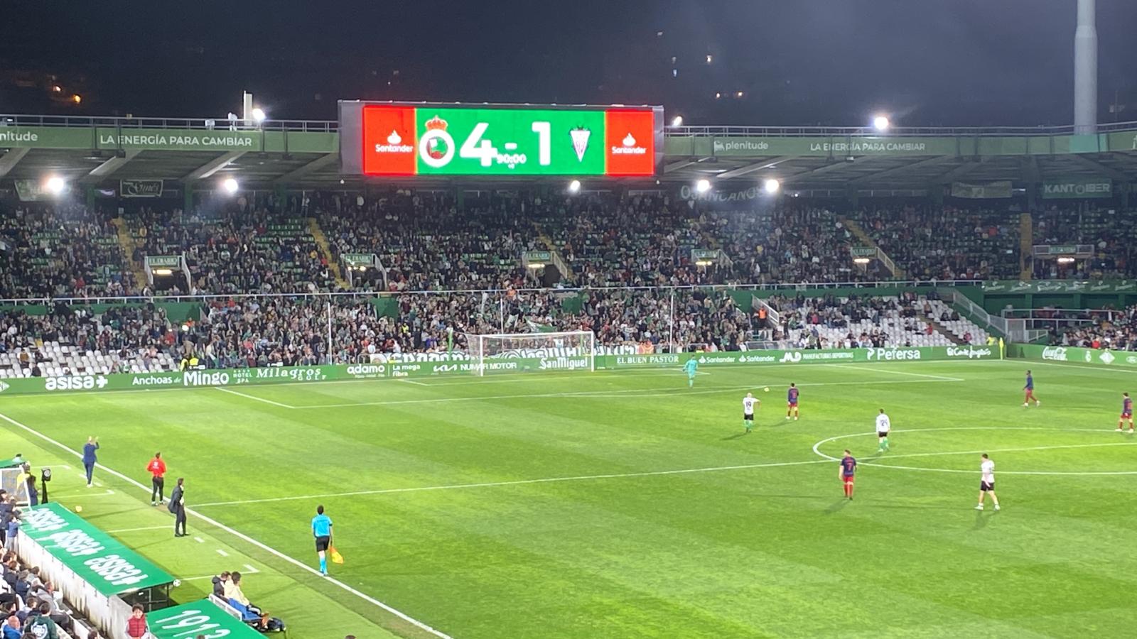 Dura derrota del Albacete en Santander