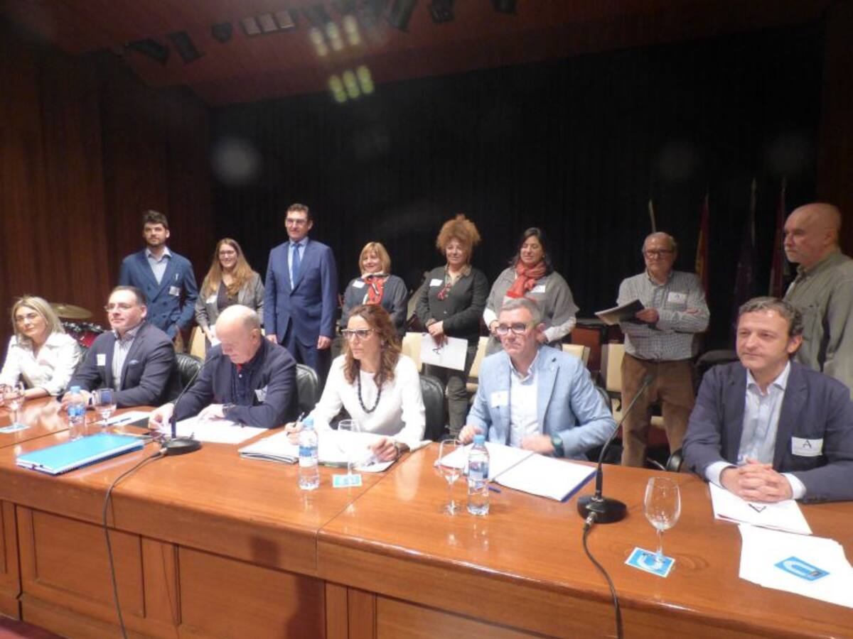 El Ateneo de Palencia inaugura su sede oficial junto a la Catedral