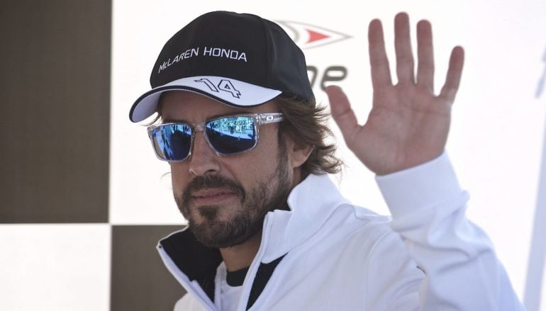 El piloto español de Fórmula Uno, Fernando Alonso de McLaren Honda en el circuito de Gilles-Villeneuve