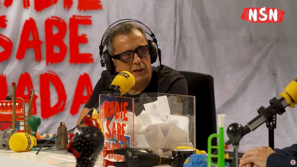 Nadie Sabe Nada | Buenafuente se topa con un repartidor y la confusión es épica: "¿Qué estás haciendo ahora?"