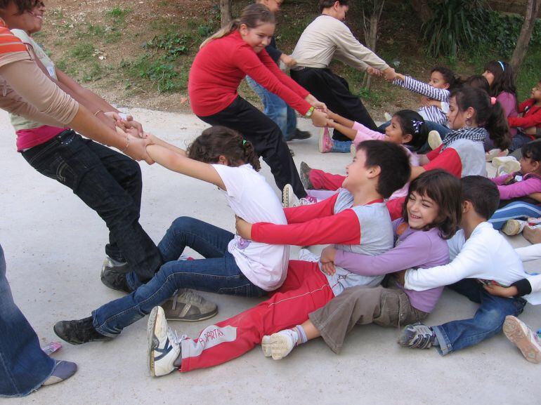 Nens participants en activitats extraescolars