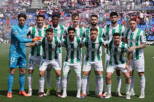 Once del Córdoba CF en Elda.
