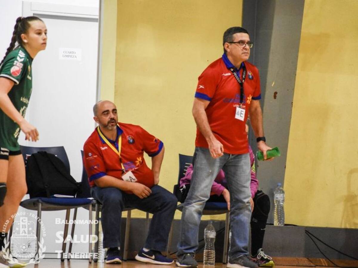 El Balonmano Salud regresa a la competición dos meses después de su último partido