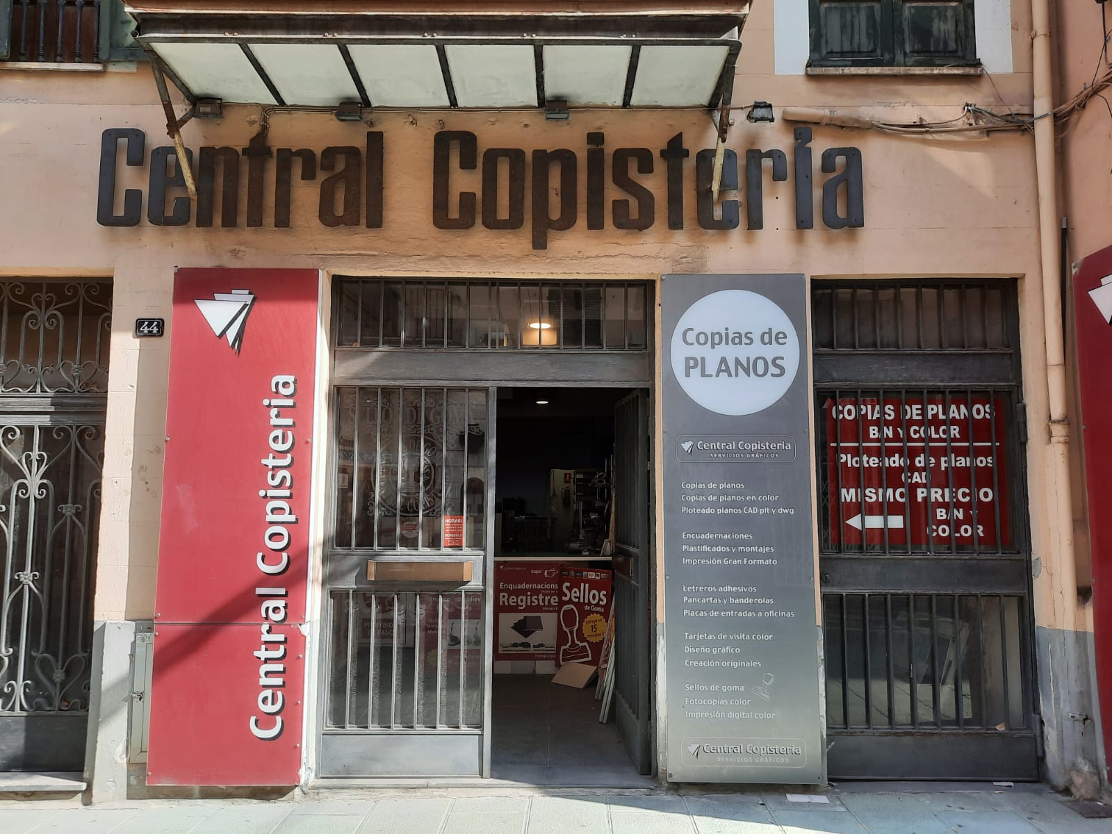 Central Copistería, tienda de la calle Oms de Palma