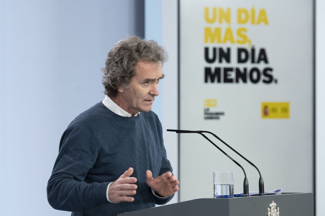 El director del Centro de Coordinación de Alertas y Emergencias Sanitarias del Ministerio de Sanidad, Fernando Simón, comparece en rueda de prensa
